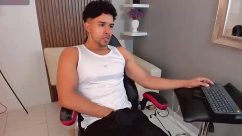 Liam Collins online show from February 24, 11:43 am