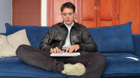 Liam online show from April 23, 3:14 pm