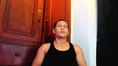 liam_knight online show from October 24, 2:02 am