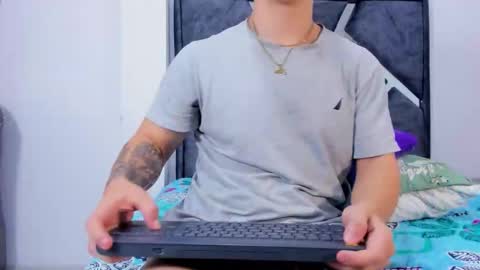 Call me Lian online show from February 18, 12:47 pm