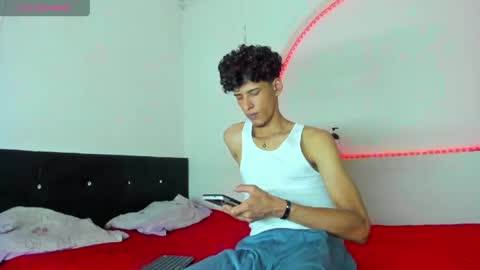 LIAM  KAI online show from March 24, 3:22 am