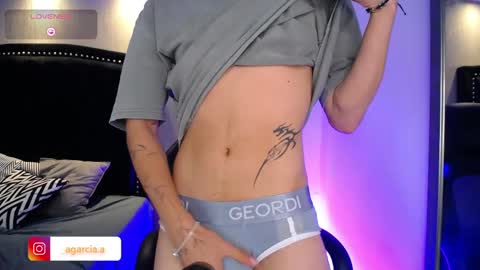 liam online show from March 30, 5:08 am