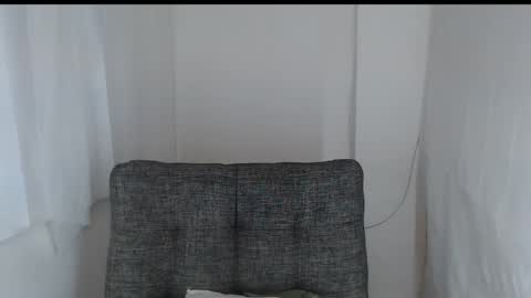 lian_eathan online show from December 17, 3:47 am