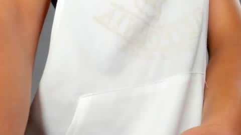 lianfox_ online show from July 6, 12:35 pm