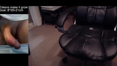 8curve online show from December 17, 12:01 pm