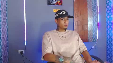 Daniel online show from April 15, 9:48 pm