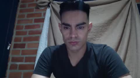 Snapshot of liiam_collins chatting on January 20, 12:36 am liiam online show from January 20, 12:36 am