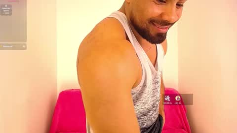 liightanddarkness11_11 online show from November 25, 7:05 pm