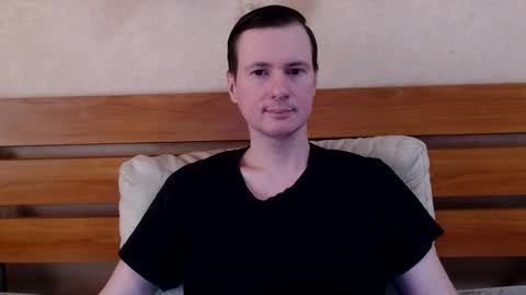 Snapshot of likeable_rogue chatting on January 9, 9:06 am Conor online show from January 9, 9:06 am