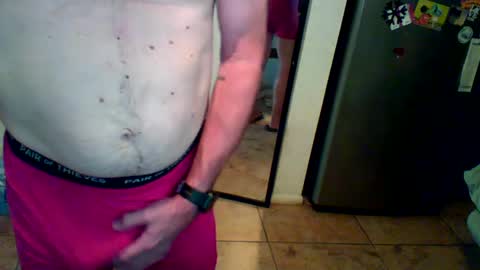 lilpackage69 online show from May 17, 12:08 am