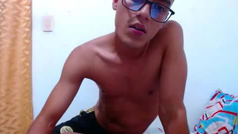 lion_grr online show from February 12, 3:07 am