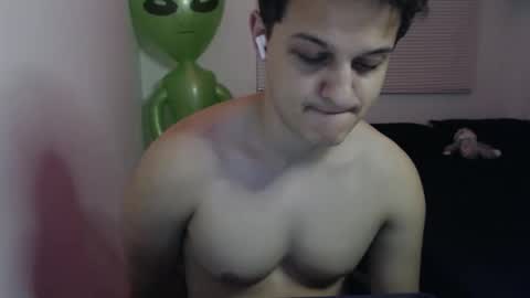 Lion Cluess online show from March 17, 10:45 pm