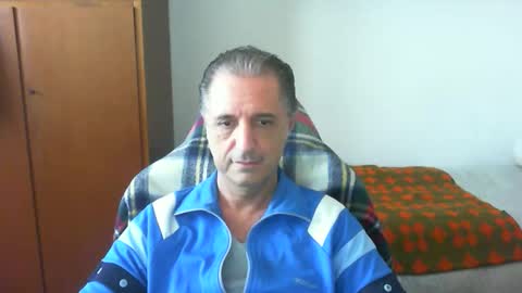 liuk53 online show from May 16, 2:59 pm