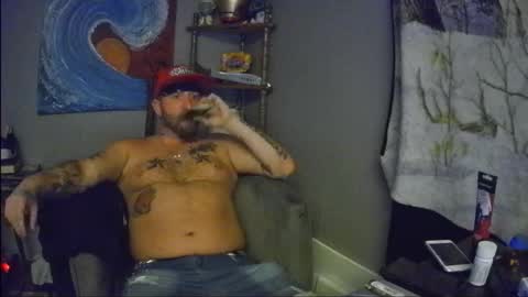 livingpuddle online show from October 19, 6:28 am