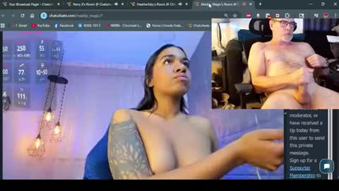 Snapshot of lngdickdaddy chatting on October 20, 10:46 pm LongDick Daddy online show from October 20, 10:46 pm