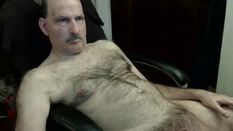 loades182025 online show from December 14, 6:42 am