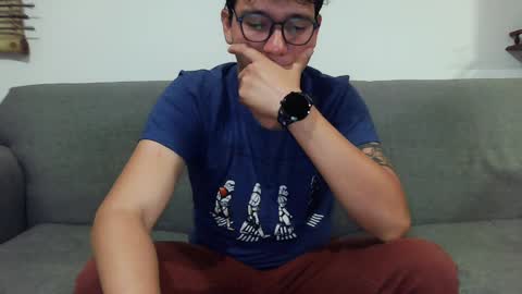 Lobo online show from February 11, 2:14 am