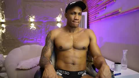 logan_varela online show from March 4, 3:08 pm