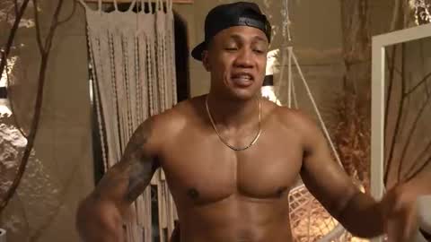 logan_varela online show from September 19, 4:18 pm