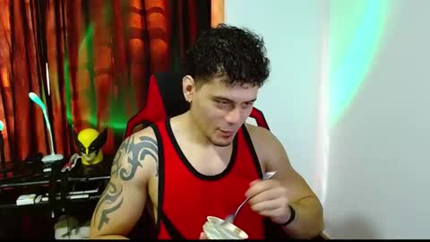 Loganandrwz online show from February 26, 8:32 pm