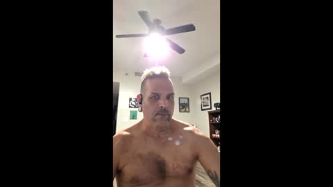 Logan Reaves online show from April 28, 2:27 am