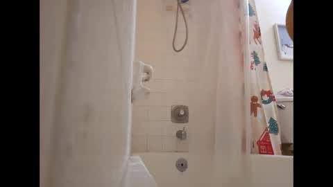 lolopr199 online show from November 18, 3:32 am