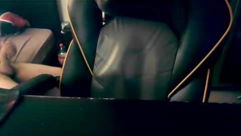 london_man1988 online show from March 10, 7:25 am