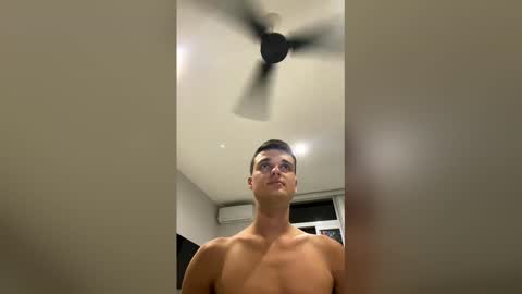 london_tomy online show from April 1, 2:57 am