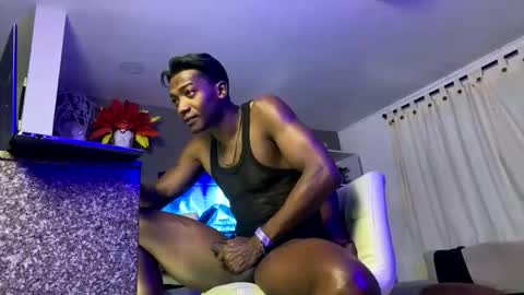 lone_wolf_3x online show from March 21, 10:31 am