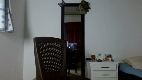 lonelydick2002 online show from June 2, 10:05 am