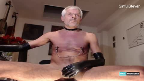 SinfulSteven online show from December 27, 7:35 pm