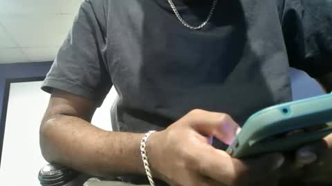 Snapshot of longblack37 chatting on January 18, 8:31 am slim reaper online show from January 18, 8:31 am