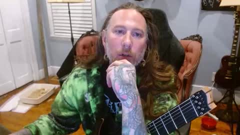 Snapshot of longhair021 chatting on October 30, 11:06 pm longhair online show from October 30, 11:06 pm