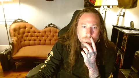 Snapshot of longhair021 chatting on September 22, 3:50 am longhair online show from September 22, 3:50 am