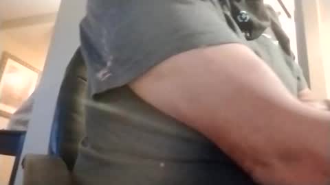 longrusty30 online show from April 19, 6:13 am