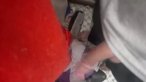 longslong420420 online show from April 12, 10:21 pm