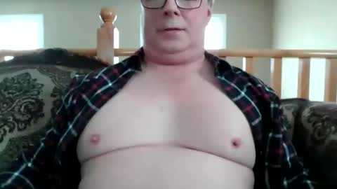 look823 online show from February 27, 3:44 pm