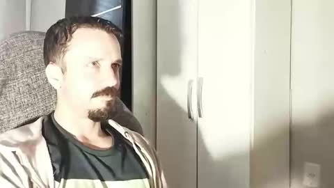 Lucas online show from November 4, 1:34 pm