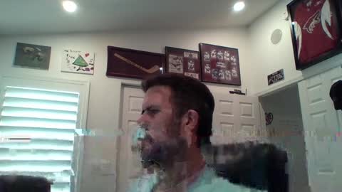 lookyherre online show from April 3, 5:32 pm