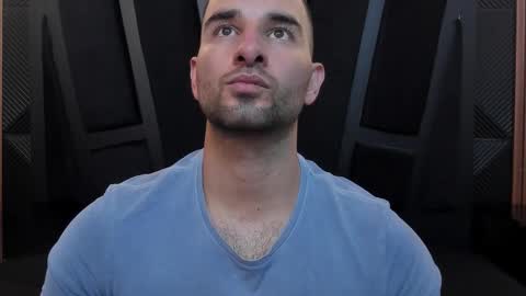  L O R E N Z O  Thumbs Up help  online show from September 16, 5:36 pm