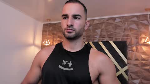  L O R E N Z O  Thumbs Up help  online show from February 24, 5:53 pm