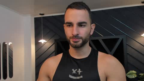  L O R E N Z O  Thumbs Up help  online show from December 24, 5:34 pm