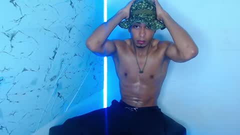 Lorian Vikel  online show from September 13, 11:17 pm