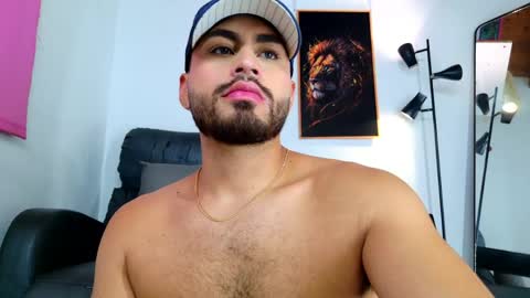 JUAN  JUAN online show from June 4, 11:22 pm