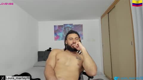 louis_marley_ online show from October 24, 3:52 am