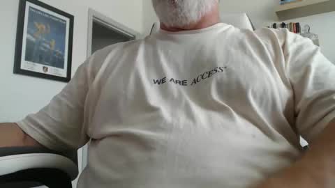 love2c2c2 online show from April 4, 6:05 pm