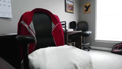 lovebeinme online show from February 4, 7:09 pm