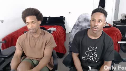 loveleexd21 online show from April 19, 9:17 pm