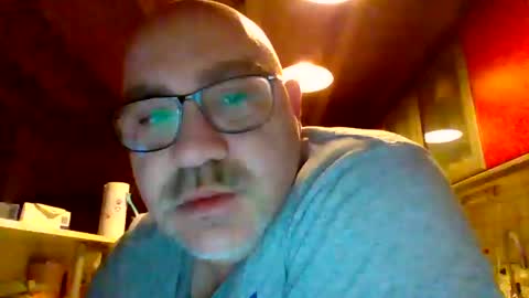 Snapshot of lover010983 chatting on March 10, 5:22 am lover010983 online show from March 10, 5:22 am