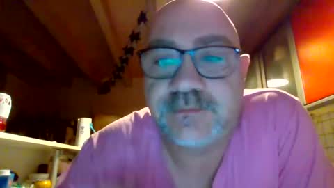 Snapshot of lover010983 chatting on March 2, 4:50 am lover010983 online show from March 2, 4:50 am